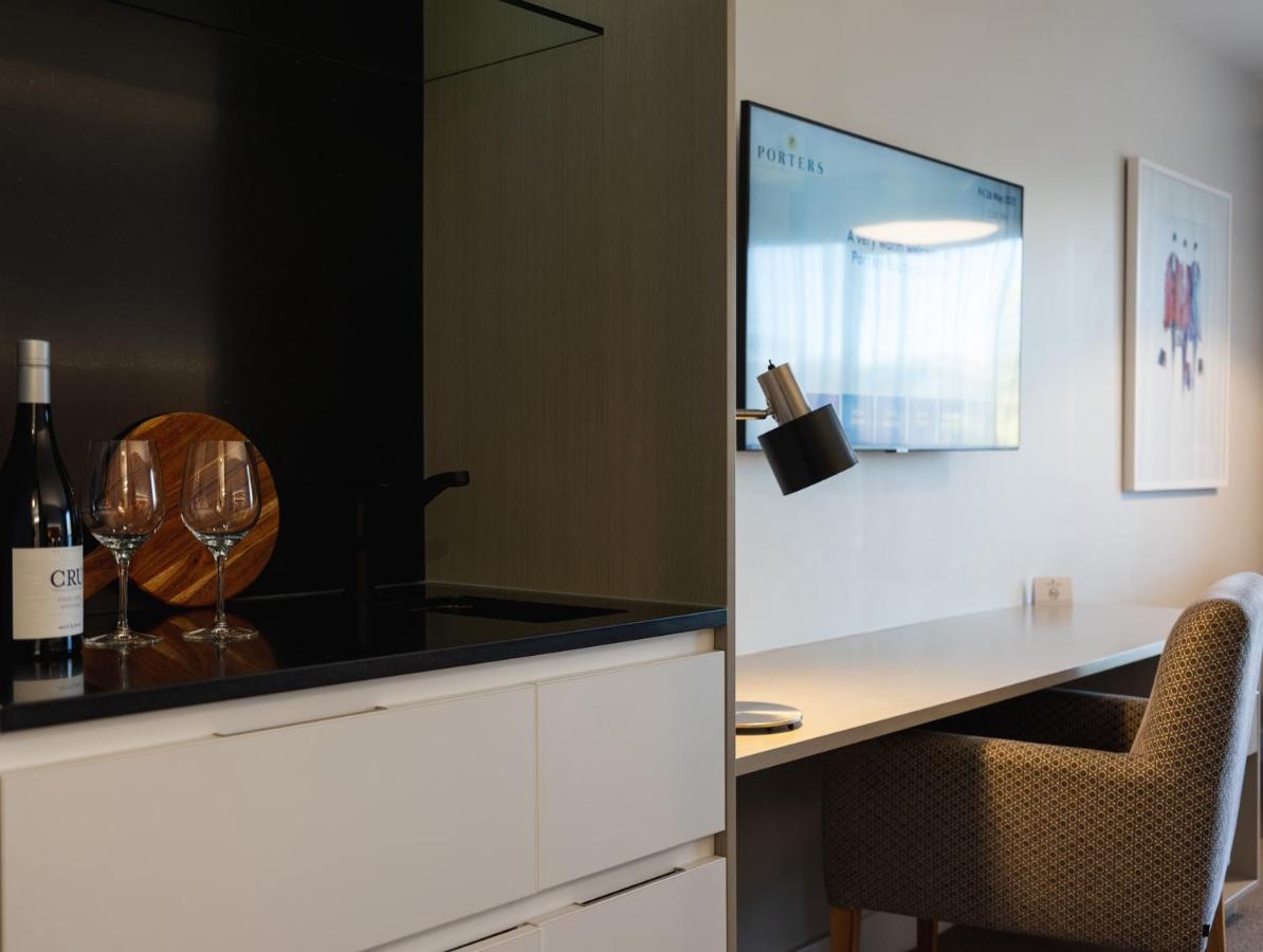 Porters Boutique Hotel Havelock North Exteriör bild